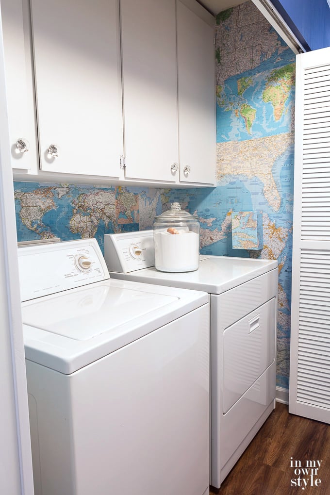 How-to-use-maps-as-wallpaper-when-decorating-a-home