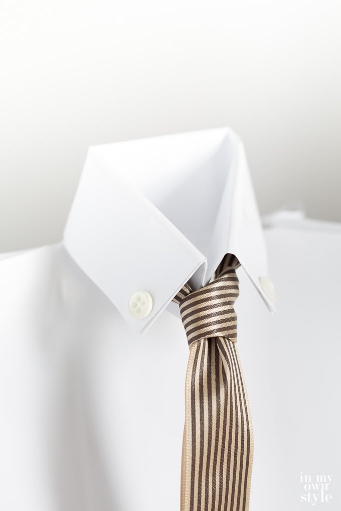 Father's Day gift bag. Clever gift wrapping ideas for men.
