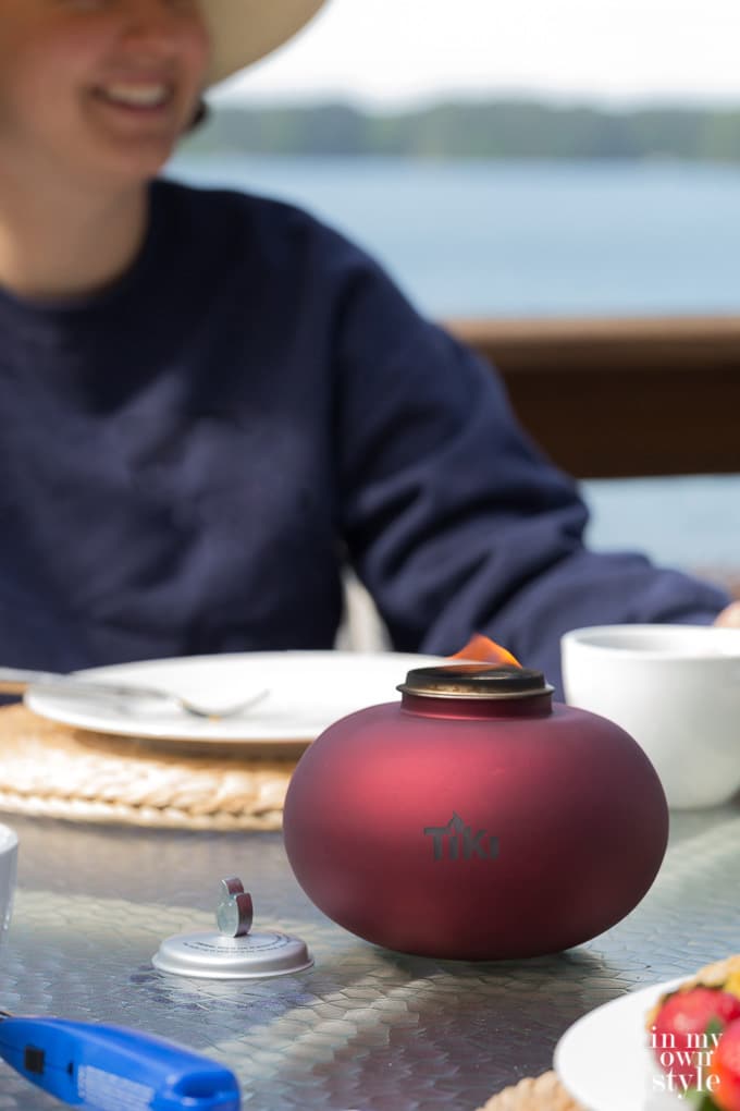 Tiki-Red-Glass-Tabletop-Firepiece-for-dining-alresco