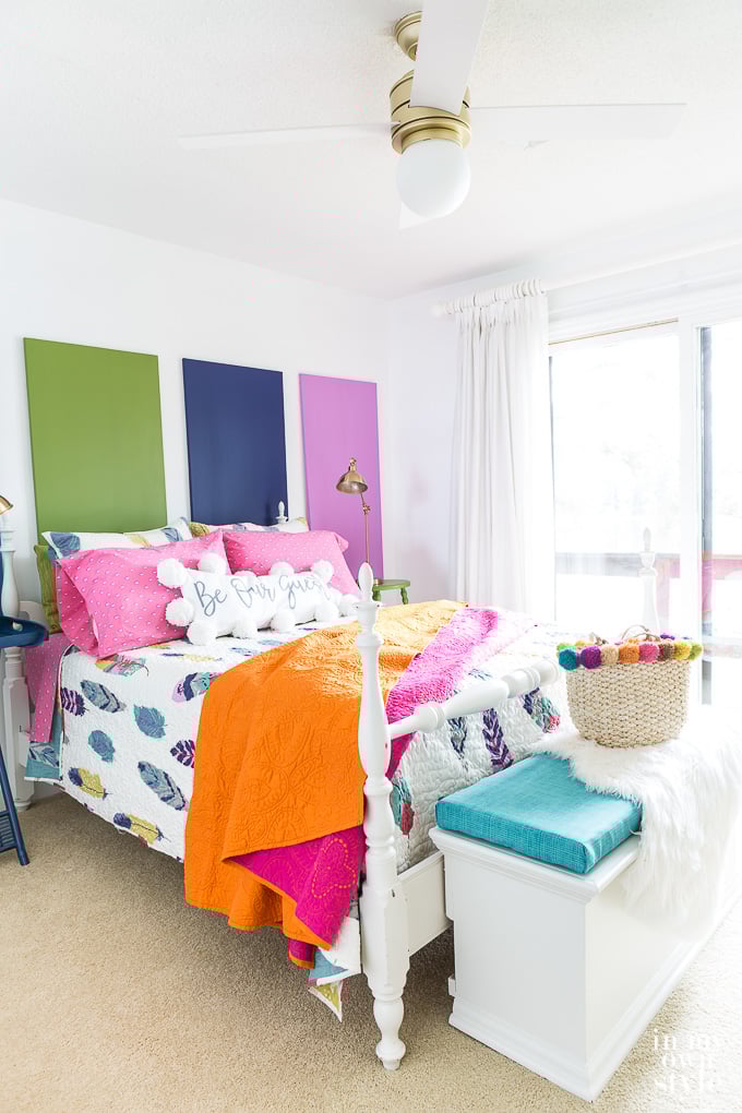 Decorating with pops of bright colors in the guest room-