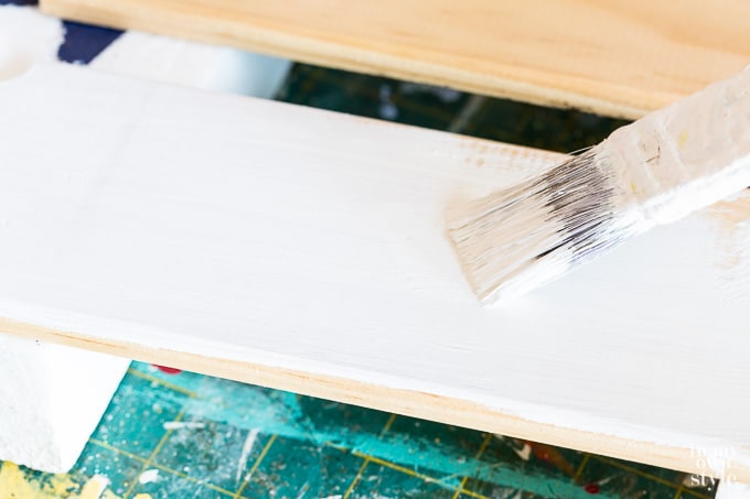 How to transfer lettering to a sign