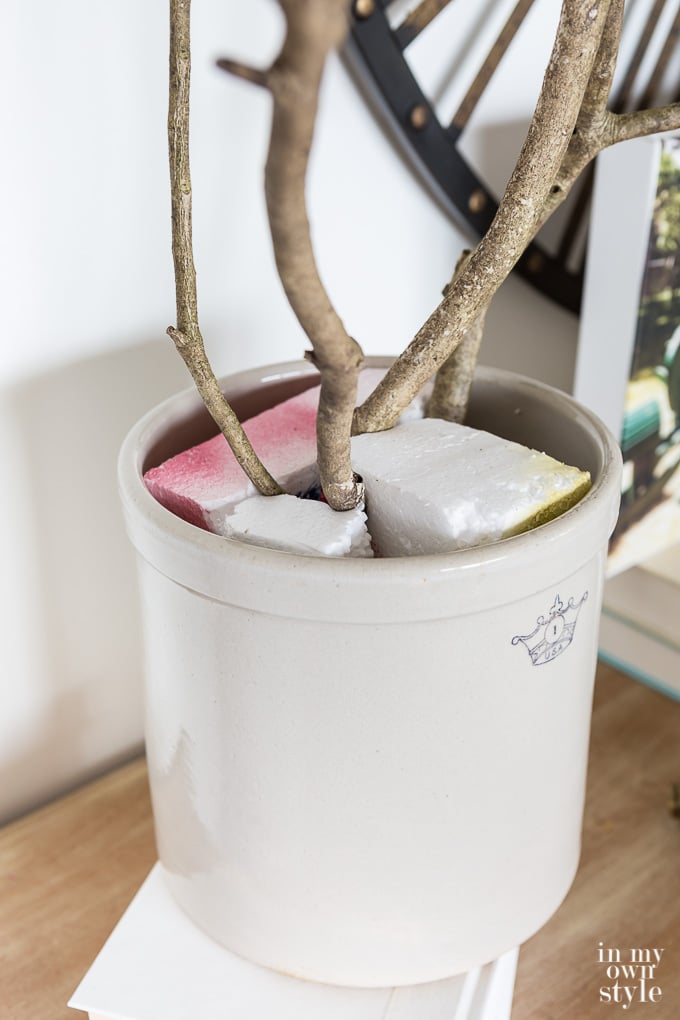 Easy autumn floral arrangement DIY