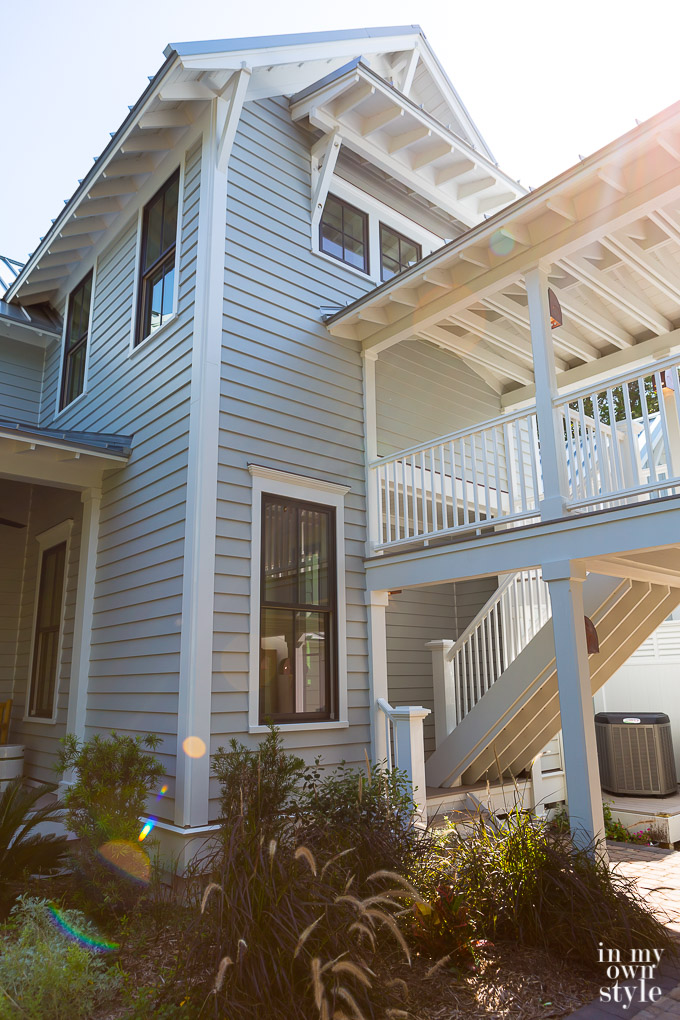 Exterior of Hardie Siding in Light Mist with white trim