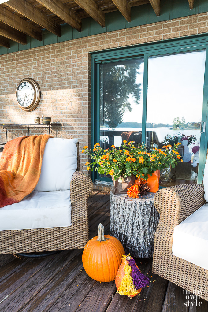 Lake house in the fall