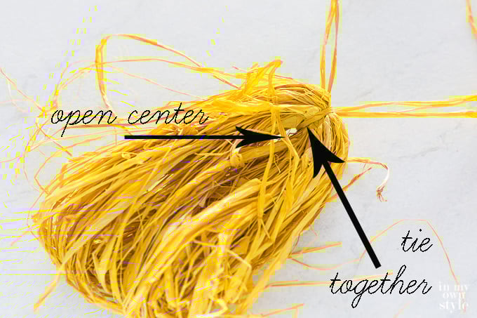 tie raffia