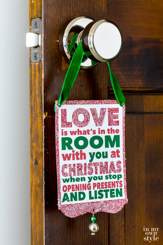 Christmas Free Printable Door Knob Hanger Decoration