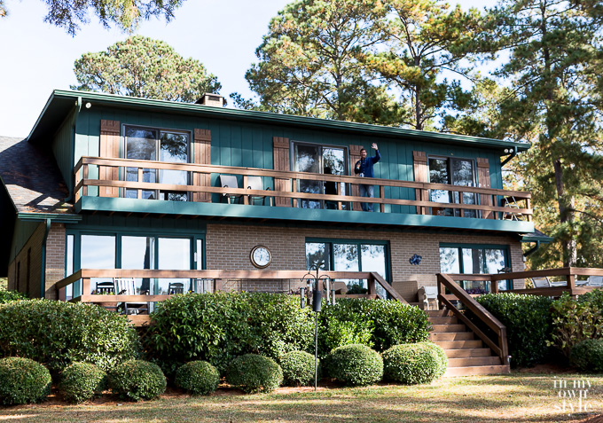 1970's brick and sided lake home