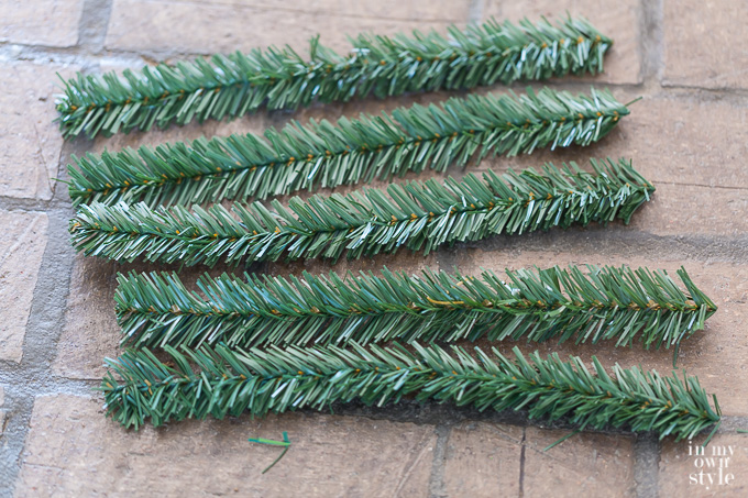 Garland ties 