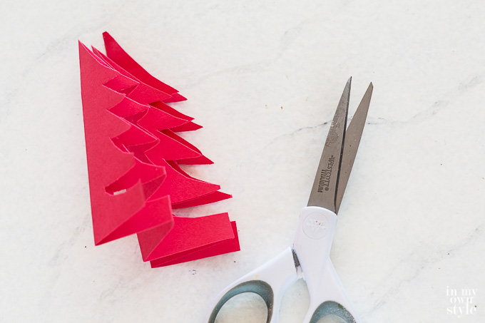 How to make Christmas Tree napkin ring wrappers.