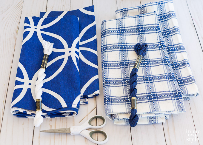 How to make a pillow cover using cloth napkins