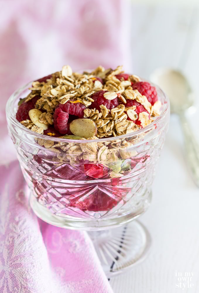 Weight Watchers Freestyle Non-Fat Granola Recipe in a glass pedestal dessert bowl.