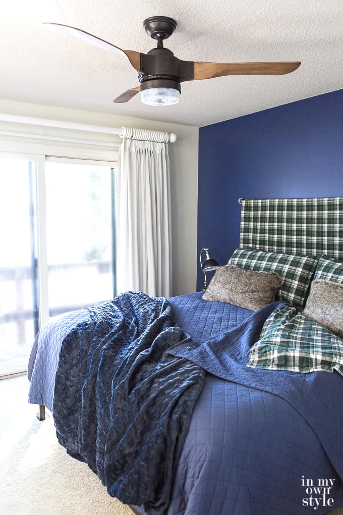 Navy-blue-accent-wall-in-bedroom