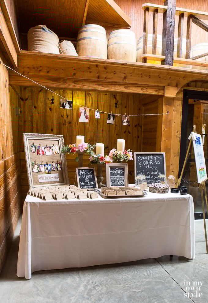 DIY Barn wedding signs