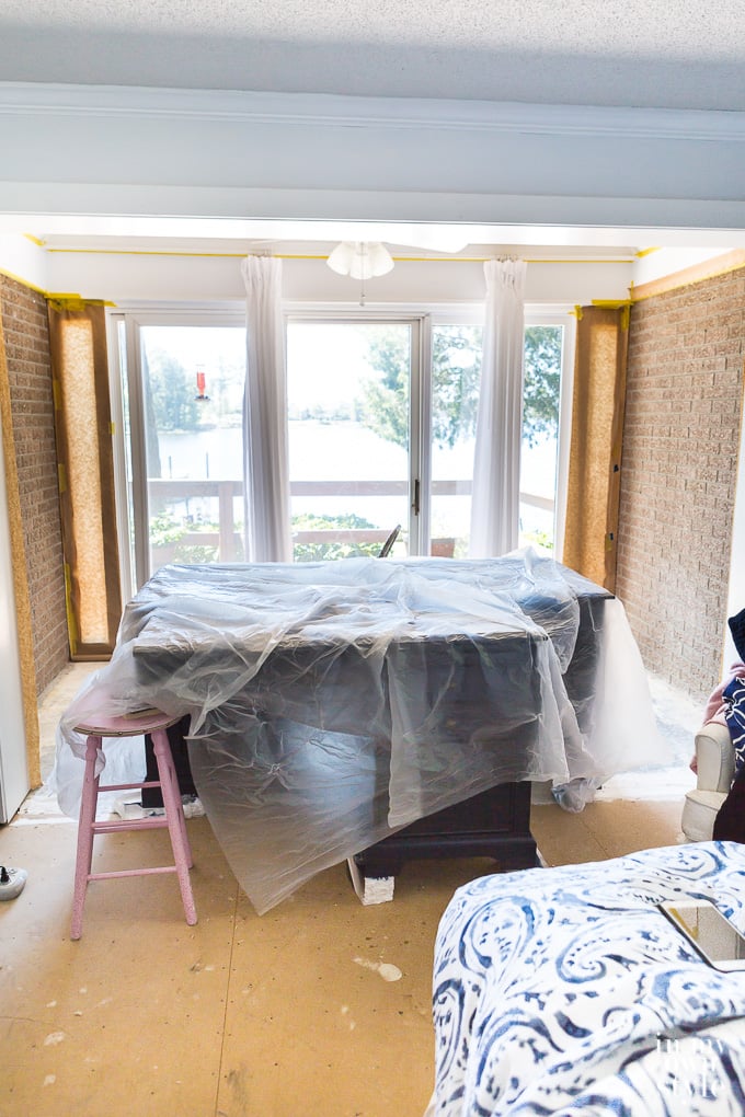 Bedroom getting ready to be painted
