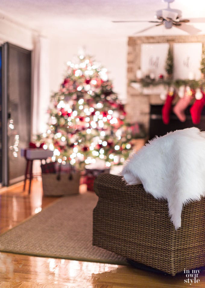 Christmas-tree-at night in living room with lights-that-twinkle