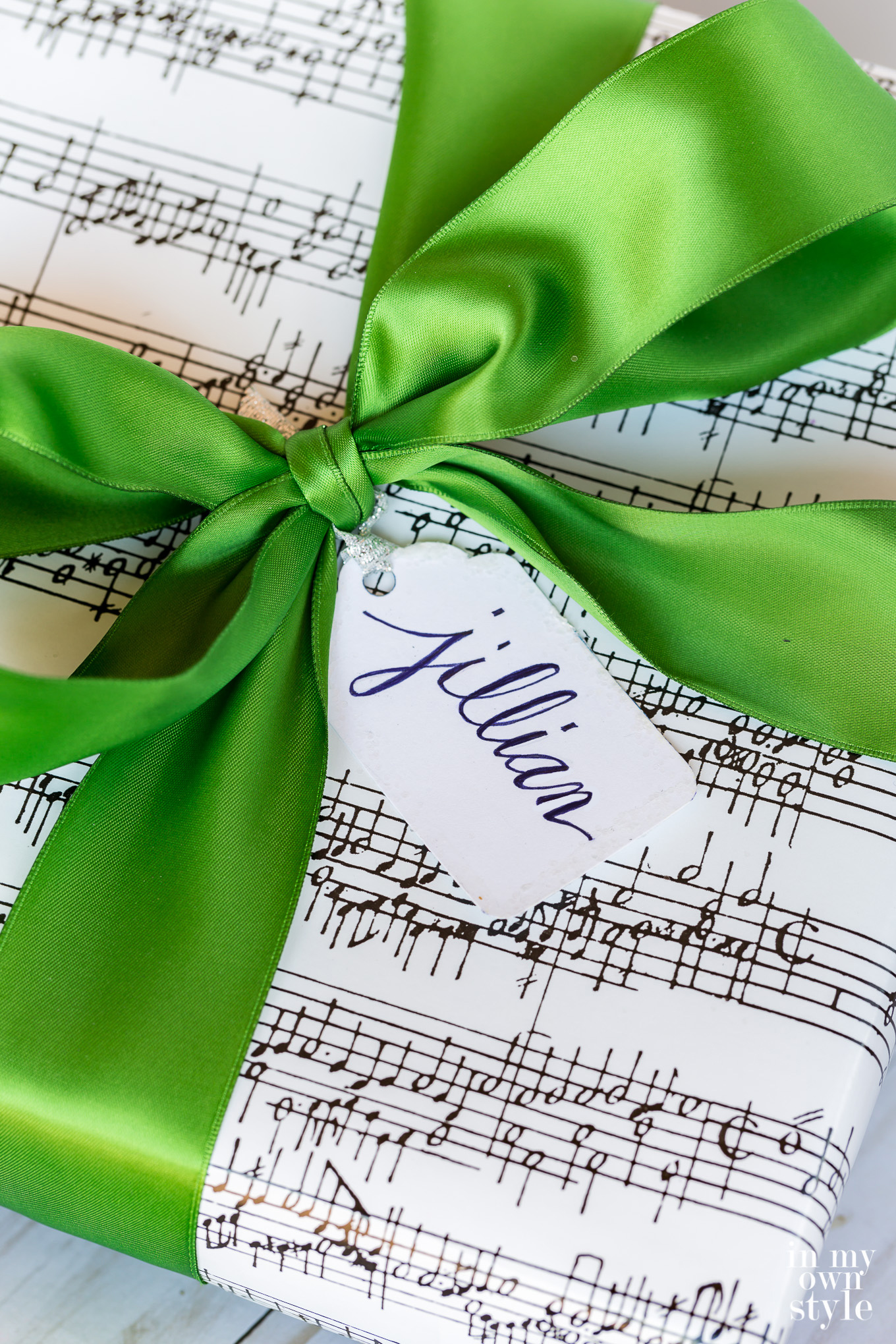 Free printable blank gift tags to customize