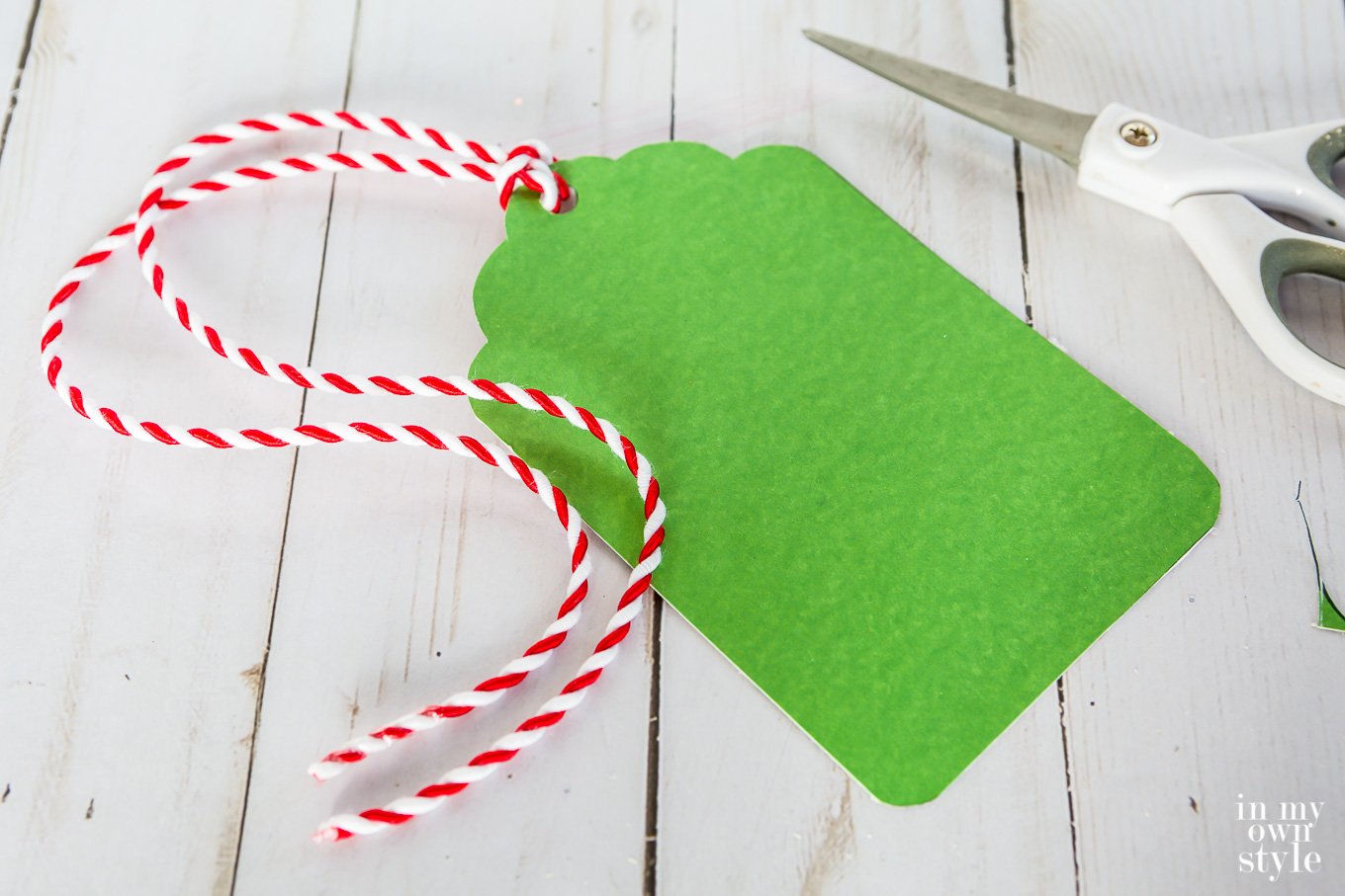 Free printable gift tag made using a template