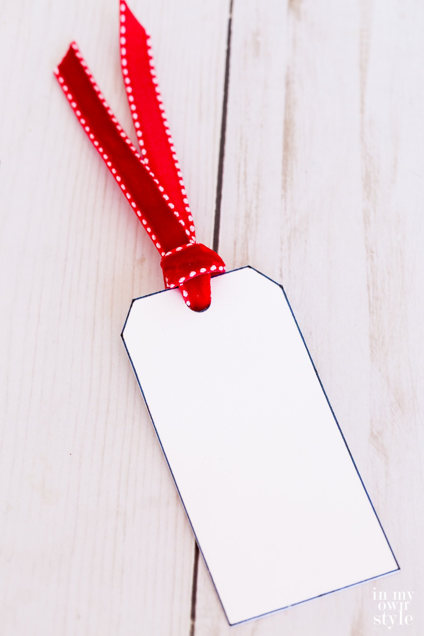 free printable gift tag using cardstock