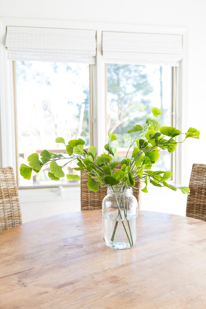 how to arrange artificial flowers in a vase