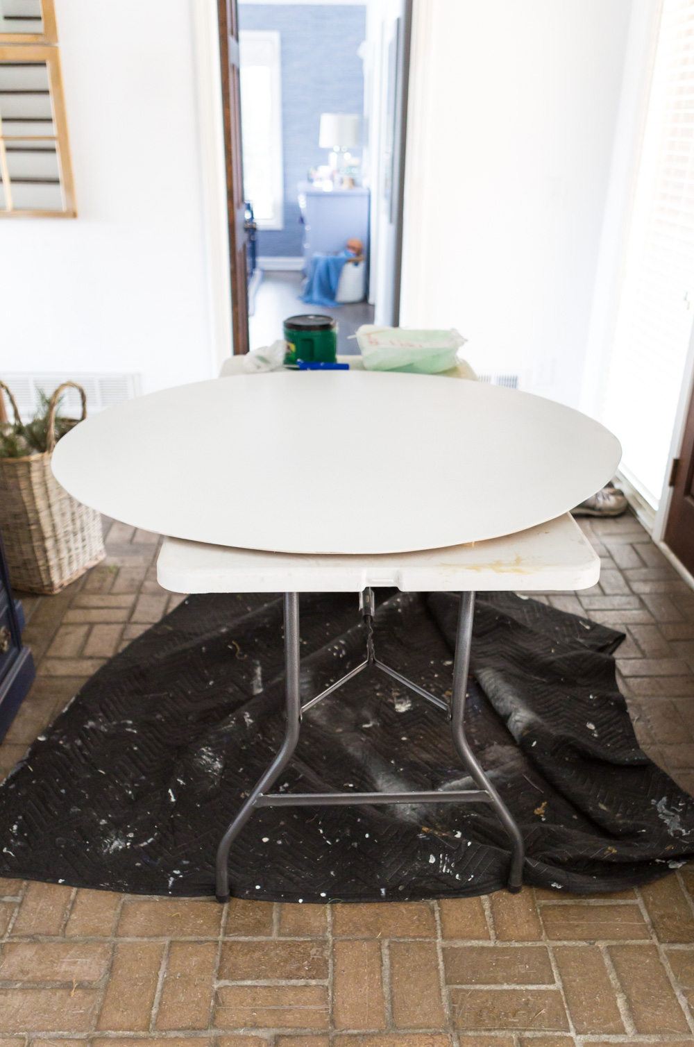 How to paint an oversized clock