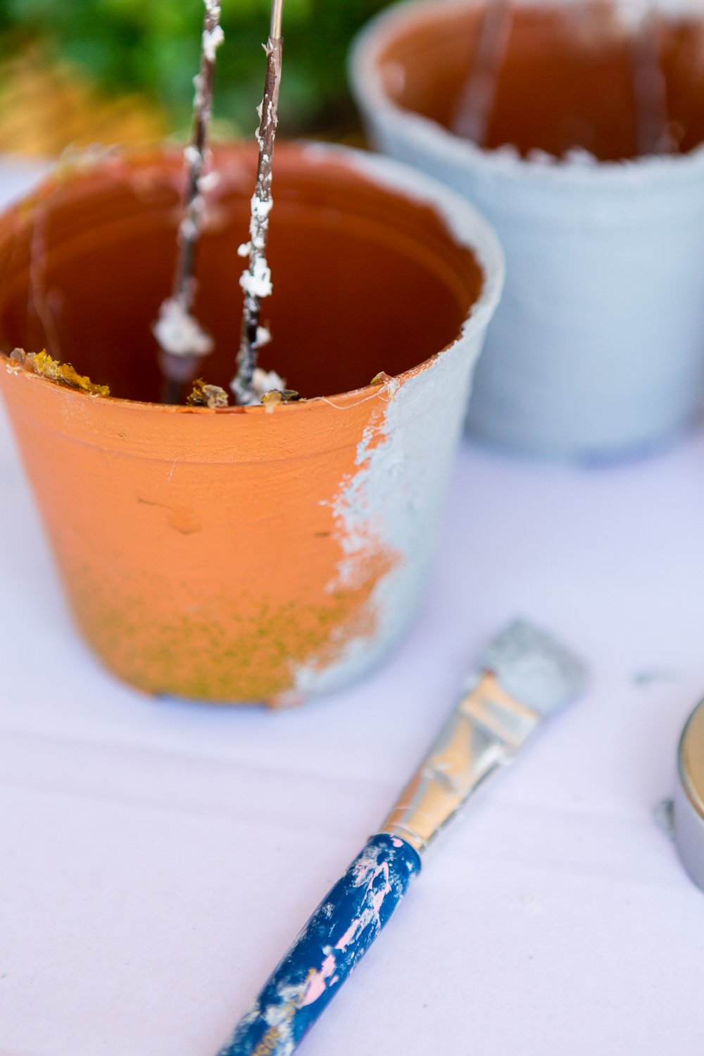 How to faux stone painting tutorial on plastic flower pots.