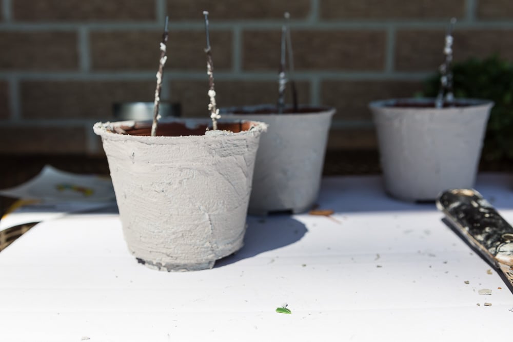 How to apply texture paint to change the surface of any item to look like stone, rock or stucco.
