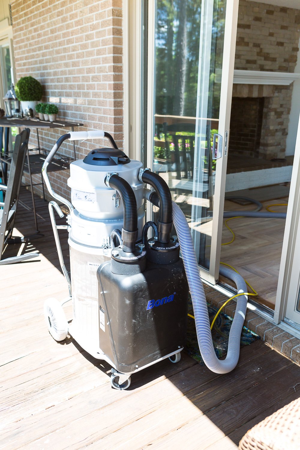 Bona Dustless floor sanding system