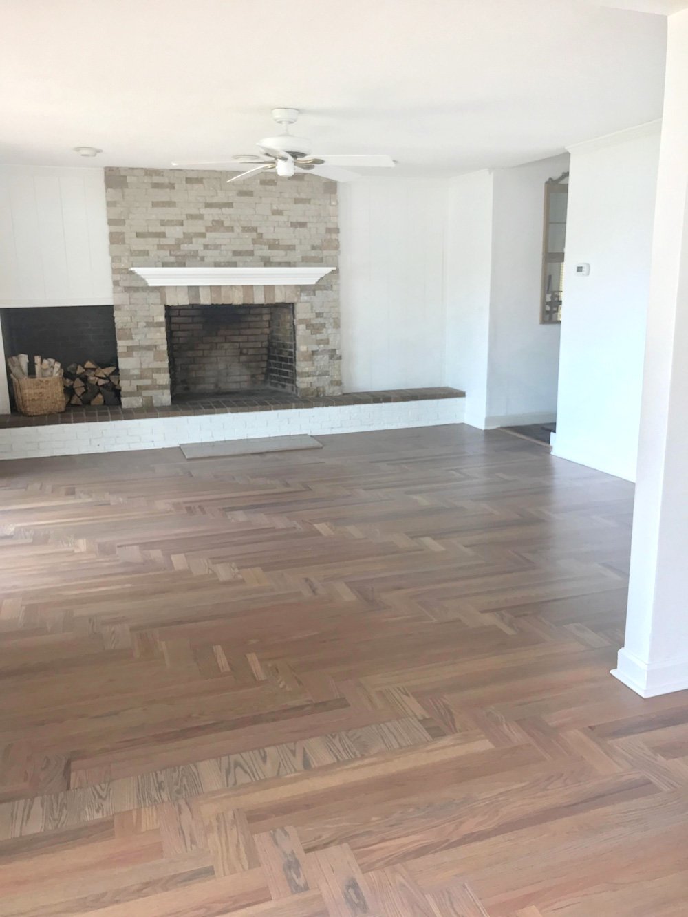 Bona DriFast stained floor in Grey