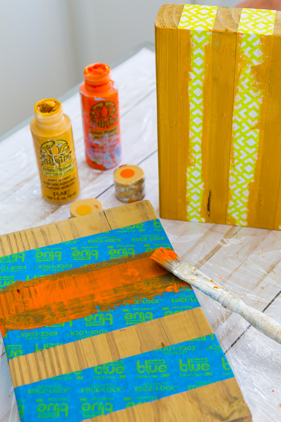 How to paint stripes on a block of wood to make a photo frame