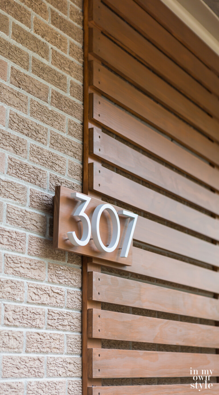 silver house numbers