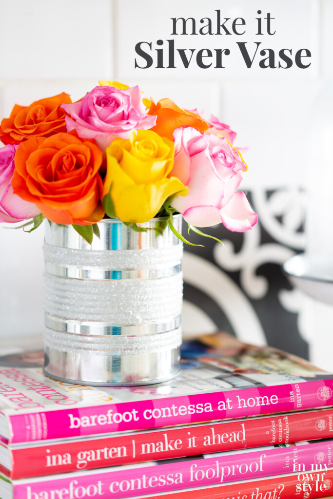 How to make a pretty vase for a kitchen counter using a tin can.