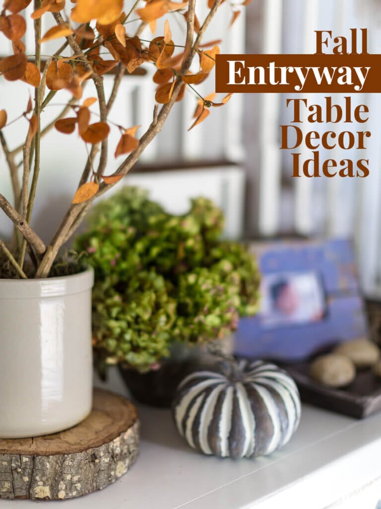 Fall decorating ideas for entryway table.