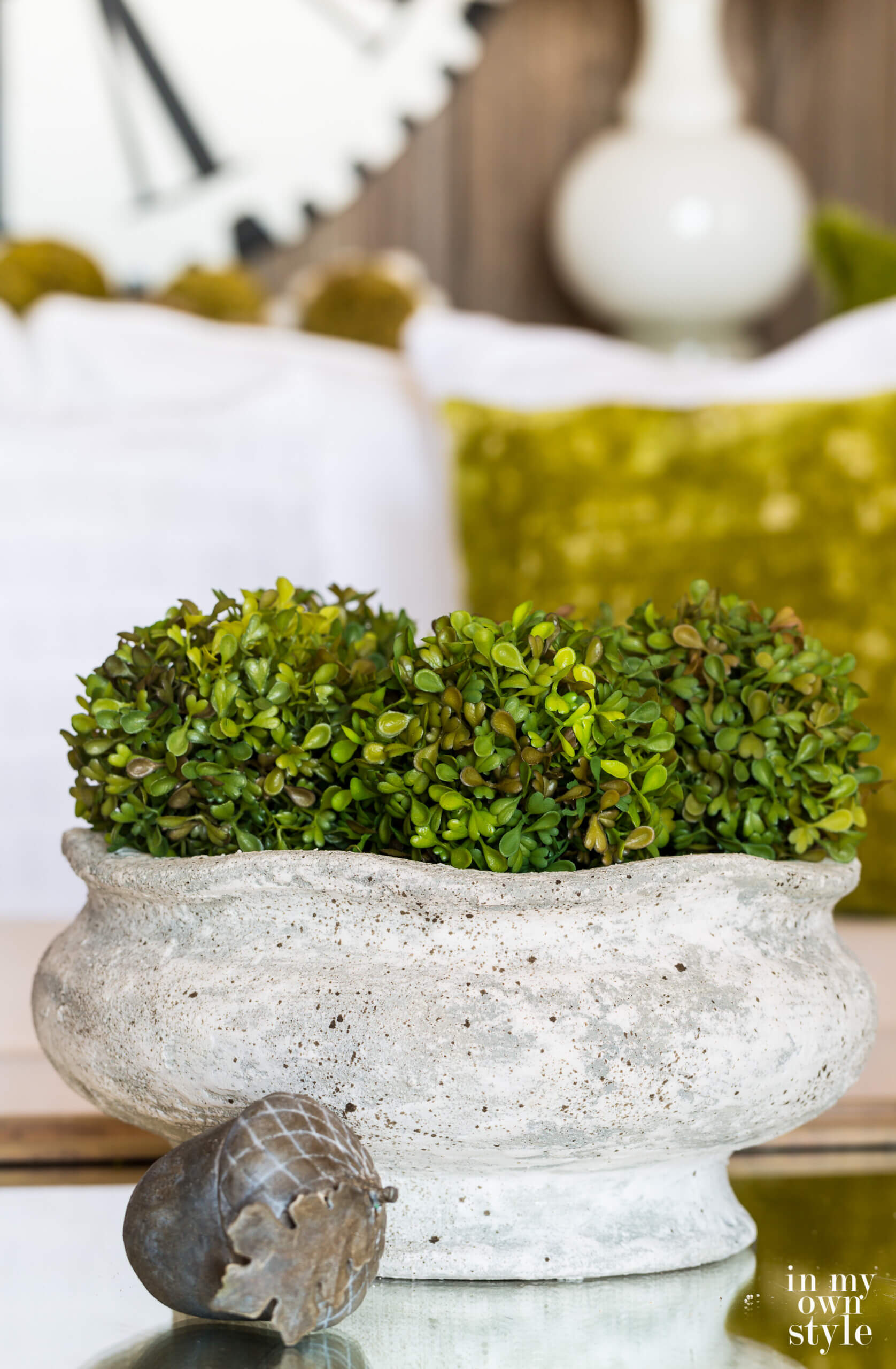 Finished Planter Now with an Aged Concrete finish.