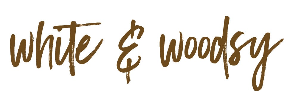 graphic that says white & woodsy