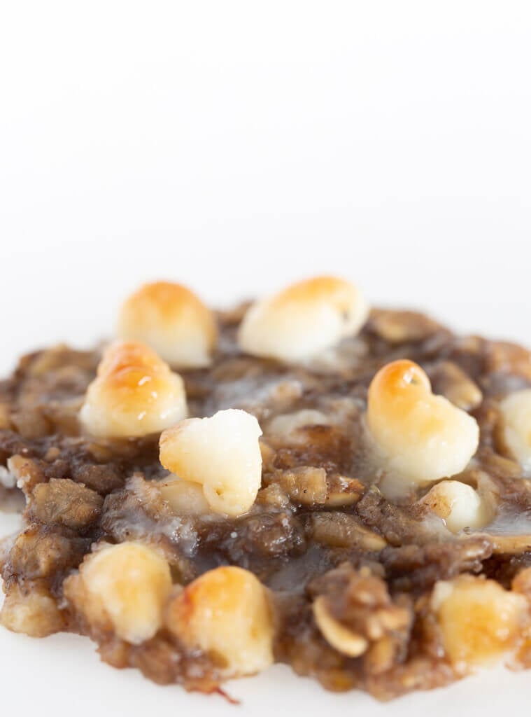 white chocolate Oatmeal banana cookie up close