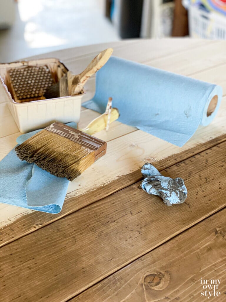 How to Stain a DIY table made with pine boards.