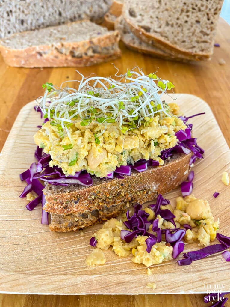 chickpeas salad sandwich recipe