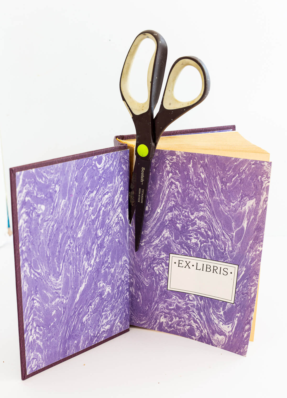 How to cut the pages out of old books