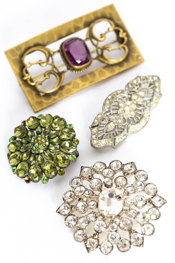 Decorative pins to use to embellish throw pillow covers.