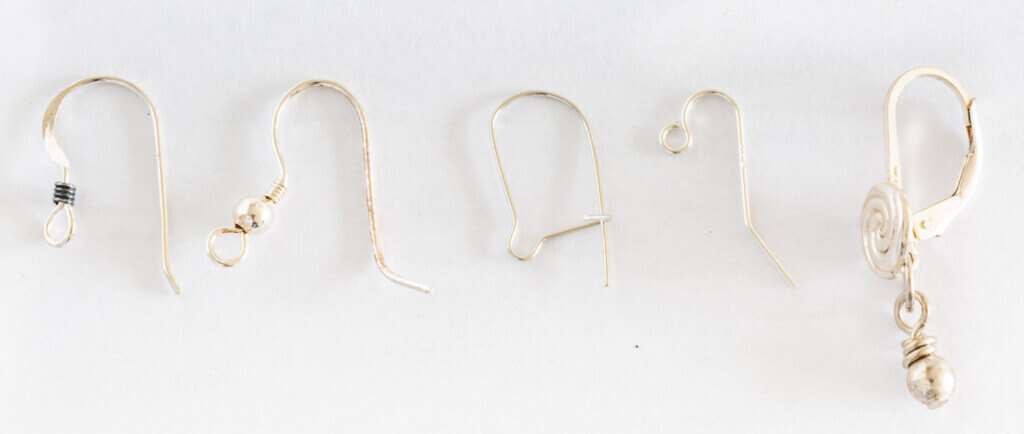 5 types of jewelry making ear wires that can be used to make drop earrings.