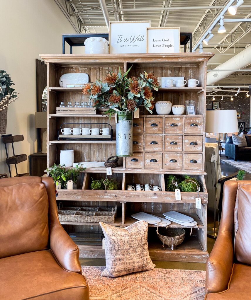 Rustic farmhouse hutch. Knock-off decor to DIY