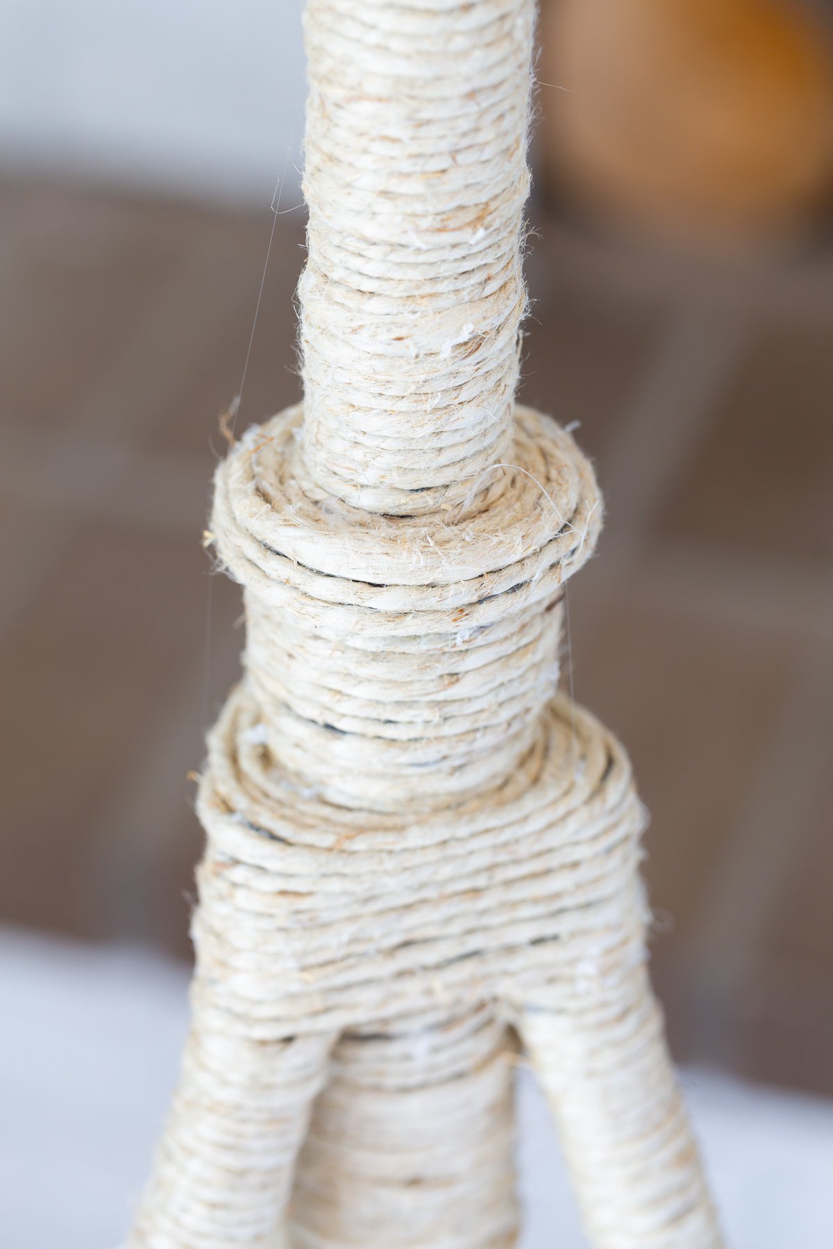 close up of junction area where base meets legs and how to wrap with the hemp cord.