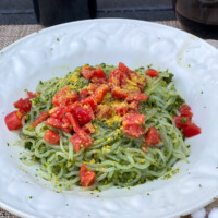 Pesto sauce and Miracle Noodles in a Bow pasta bowl
