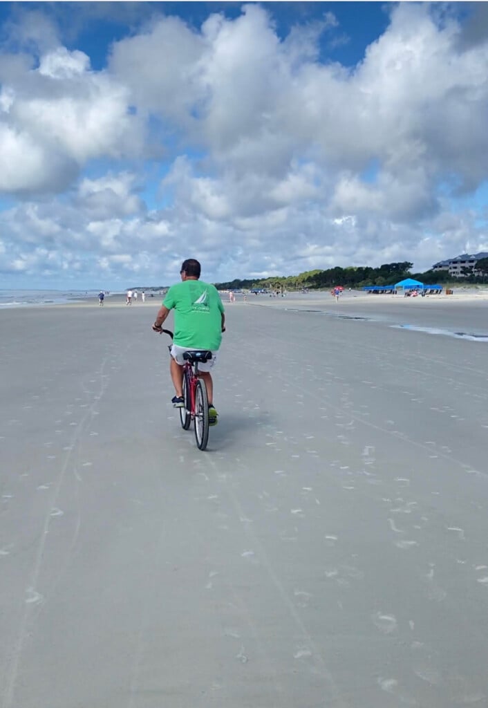 bike-riding-at-Sea-Pines