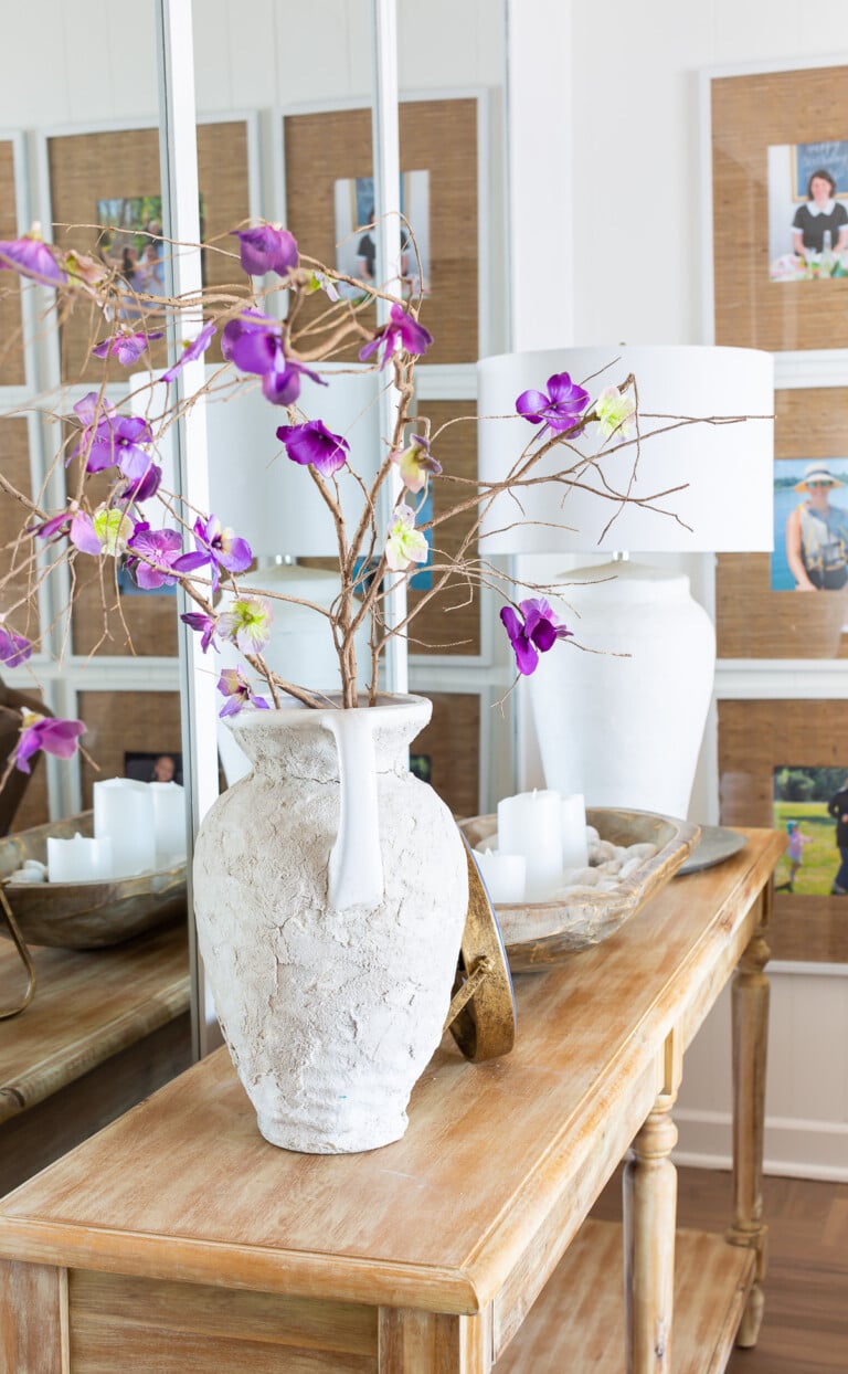 summer living room decor for a console table.
