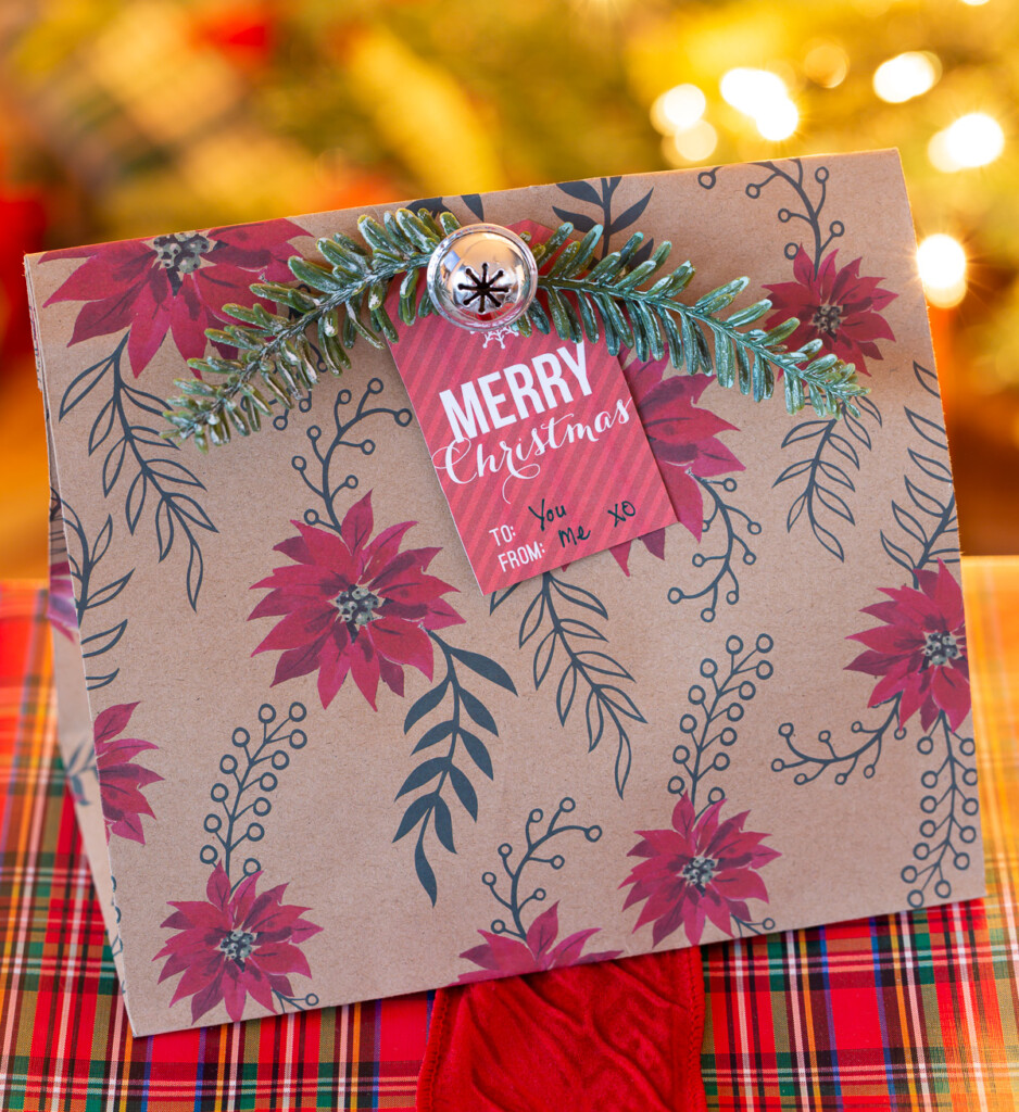 How to reuse Christmas gift bags to make