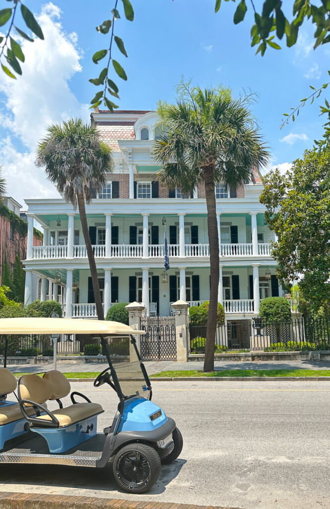 A southern mansion overlooking the harbor in Charleston
