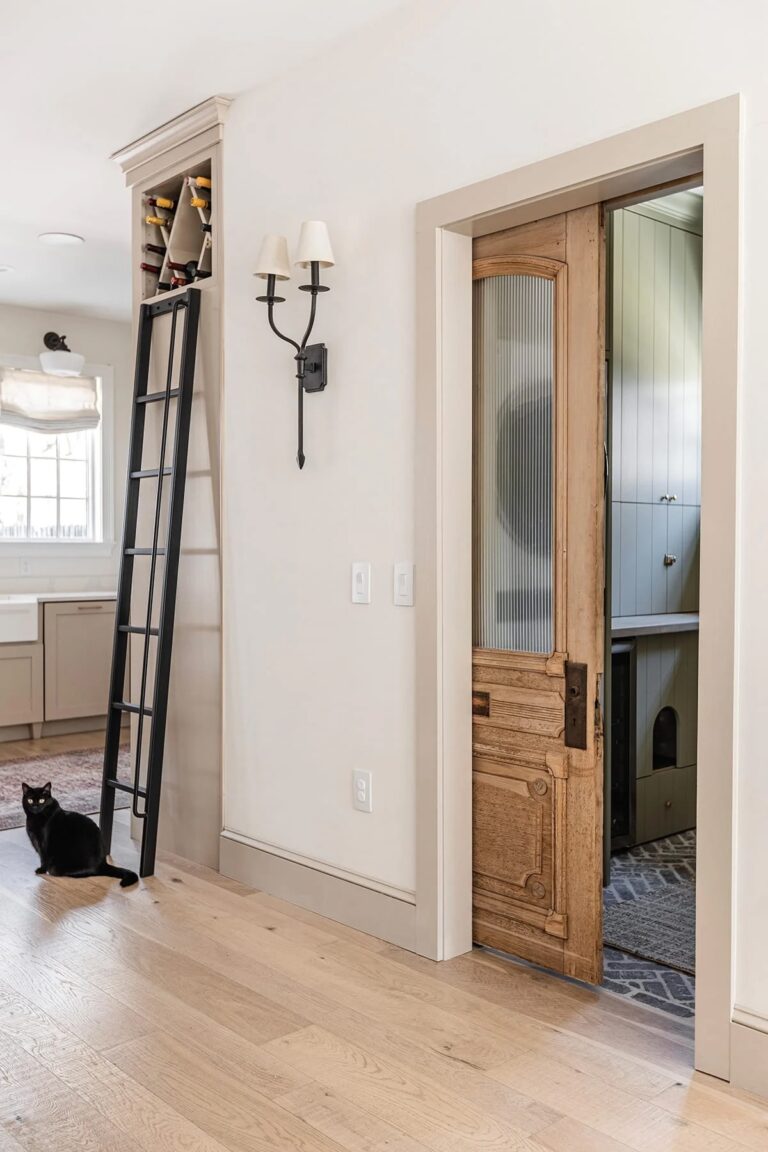 pocket door in home