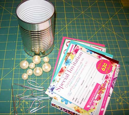Trash to Treasure Tin Can Craft room organzing ideas