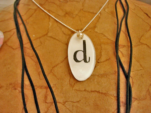 How to make eyeglass jewelry